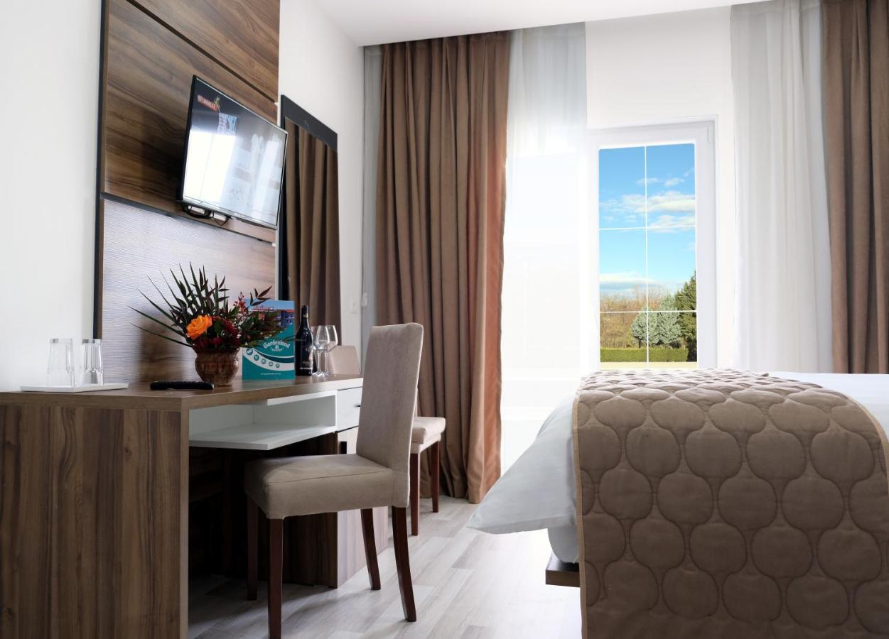 Gardenland Resort Bushat Eksteriør billede