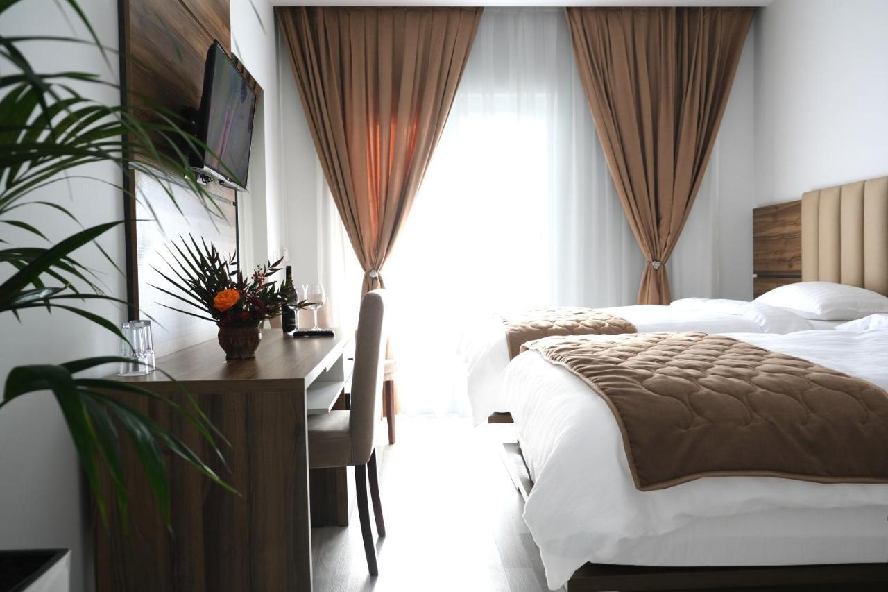 Gardenland Resort Bushat Eksteriør billede